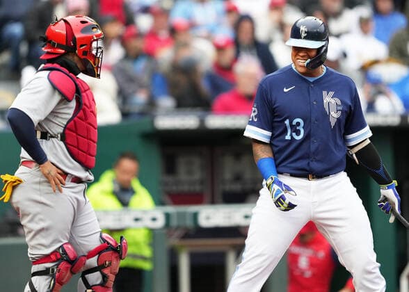 May 04, 2022: Kansas City Royals catcher Salvador Perez (13) and St. Louis Cardinals catcher Yadier Molina (4) share a moment at home plate at Kauffman Stadium Kansas City, Missouri. The St Louis Cardinals beat the Kansas City Royals 10-0. CSM. Kansas City United States - ZUMAc04_ 20220504_zaf_c04_015 Copyright: xJonxRobichaudx
