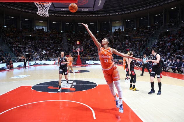 Mandatory Credit: Photo by Michele Nucci LiveMedia Shutterstock (12926602q) Jasmine Keys (Famila Schio Basket) Italian Basketball A1 Serie Women match Playoff - Virtus Segafredo Bologna vs Famila Basket Schio, Paladozza, Bologna, Italy - 05 May 2022 Italian Basketball A1 Serie Women match Playoff - Virtus Segafredo Bologna vs Famila Basket Schio, Paladozza, Bologna, Italy - 05 May 2022  Copyright: xMichelexNucci LiveMedia Shutterstockx 12926602q