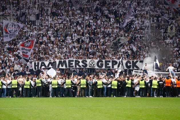 Eintracht Frankfurt v West Ham United UEFA Europa League The Eintracht Frankfurt fans and the Eintracht Frankfurt fans celebrate victory at the end of the UEFA Europa League Semi-Final Second Leg match at the Deutsche Bank Park, Frankfurt Content Not Available For UK Newspapers Copyright: xPaulxChestertonx FIL-16873-0165 UK Newspapers OUT