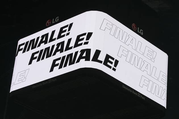Fußball - Europa League - Halbfinale Eintracht Frankfurt - West Ham United am 05.05.2022 im Deutsche Bank Park in Frankfurt Anzeigetafel Videoleinwand mit Finale Schriftzug