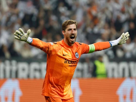 05.05.2022, Fussball, Europa League, Halbfinale, Eintracht Frankfurt - West Ham United, GER, Frankfurt am Main, Deutsche Bank Park Bild: v. li. Torwart Kevin Trapp (Eintracht Frankfurt) feiert den Sieg, Jubel, freude, freuen, jubelnd, bejubelt, jubelt, jubeln, emotionen Copyright: HMBxMedia xHeikoxBecker