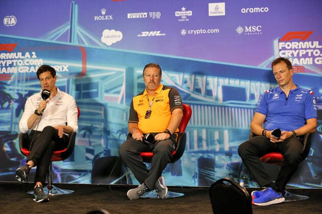 WOLFF Toto (aut), Team Principal & CEO of Mercedes AMG F1 Team, portrait with BROWN Zak (usa), CEO of of McLaren Racing and ROSSI Laurent (fra), CEO of Alpine in the FIA press conference, PK, Pressekonferenz during the Formula 1 Crypto.com Miami Grand Prix 2022, 5th round of the 2022 FIA Formula One World Championship, WM, Weltmeisterschaft on the Miami International Autodrome, from May 6 to 8, 2022 in Miami Gardens, Florida, United States of America - F1 - MIAMI GRAND PRIX 2022 DPPI Panoramic B40X8124
