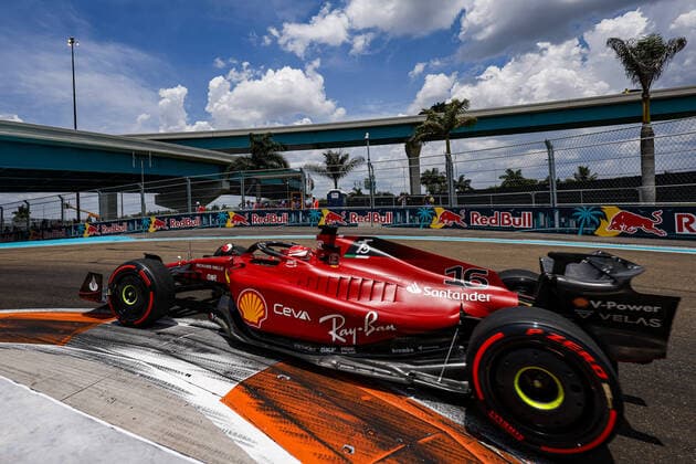16 LECLERC Charles (mco), Scuderia Ferrari F1-75, action during the Formula 1 Crypto.com Miami Grand Prix 2022, 5th round of the 2022 FIA Formula One World Championship, WM, Weltmeisterschaft on the Miami International Autodrome, from May 6 to 8, 2022 in Miami Gardens, Florida, United States of America - F1 - MIAMI GRAND PRIX 2022 DPPI Panoramic  00122013__DE_9923.JPG_