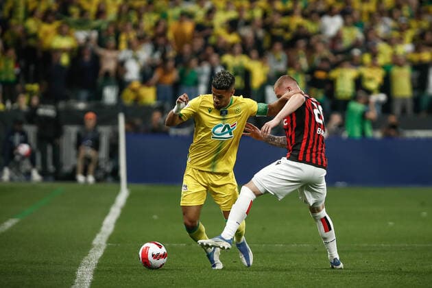 Ludovic Blas (Nantes) vs Melvin Bard (Nice) FOOTBALL : Finale de la Coupe de France - OGC Nice vs FC Nantes - 07 05 2022 AurelienMorissard Panoramic 
