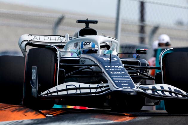 10 Pierre Gasly (FRA, Scuderia AlphaTauri), F1 Grand Prix of Miami at Miami International Autodrome on May 7, 2022 in Miami, United States of America. (Photo by HOCH ZWEI) Miami United States of America