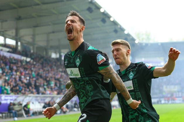 Sport Themen der Woche KW18 Sport Bilder des Tages 08.05.2022, xtgx, Fussball 2. Bundesliga, FC Erzgebirge Aue - SV Werder Bremen emspor, v.l. Marco Friedl (Bremen, 32) Jubel, Torjubel, jubelt ueber das Tor, celebrate the goal, celebration (DFL DFB REGULATIONS PROHIBIT ANY USE OF PHOTOGRAPHS as IMAGE SEQUENCES and or QUASI-VIDEO) Aue *** 08 05 2022, xtgx, football 2 Bundesliga, FC Erzgebirge Aue SV Werder Bremen emspor, v l Marco Friedl Bremen, 32 jubilation, goal celebration, celebrates the goal, celebration DFL DFB REGULATES PROHIBIT ANY USE OF PHOTOGRAPHS as IMAGE SEQUENCES and or QUASI VIDEO Aue