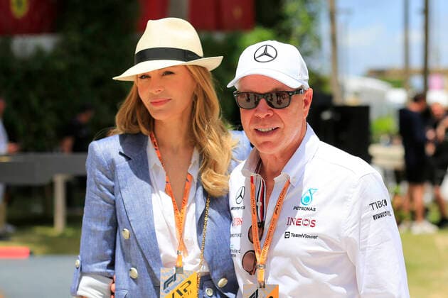 MIAMI GARDENS, FL - MAY 08: Fashion designer Tommy Hilfiger and wife Dee prior to the first running of the Crypto.com Miami Grand Prix on May 8, 2022 at the Miami International Autodrome in Miami Gardens, Florida. (Photo by David J. Griffin Icon Sportswire) AUTO: MAY 08 F1 Crypto.com Miami Grand Prix Icon95322050801611