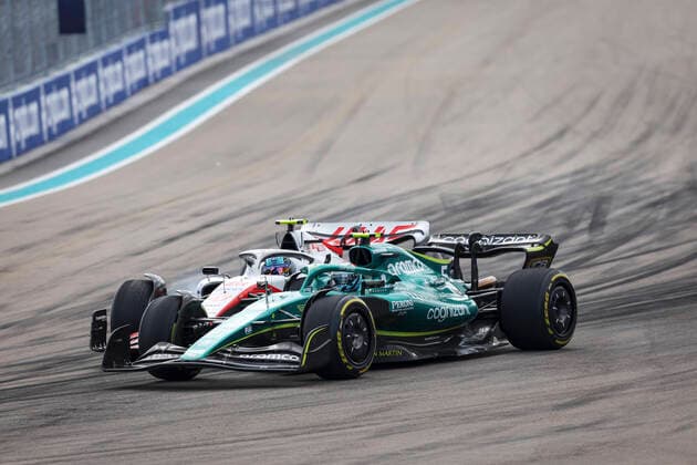 Crash between 47 Mick Schumacher (DEU, Haas F1 Team) and 5 Sebastian Vettel (DEU, Aston Martin Aramco Cognizant F1 Team), F1 Grand Prix of Miami at Miami International Autodrome on May 8, 2022 in Miami, United States of America. (Photo by HOCH ZWEI) Miami United States of America