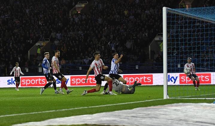 Mandatory Credit: Photo by Anna Gowthorpe Shutterstock (12931769u) Lee Gregory of Sheffield Wednesday scores his side s first goal Sheffield Wednesday v Sunderland, EFL Sky Bet League One, Play-off Semi Final, Second Leg, Football, Hillsborough, Sheffield, UK - 09 May 2022 EDITORIAL USE ONLY No use with unauthorised audio, video, data, fixture lists, club league logos or live services. Online in-match use limited to 120 images, no video emulation. No use in betting, games or single club league player publications. Sheffield Wednesday v Sunderland, EFL Sky Bet League One, Play-off Semi Final, Second Leg, Football, Hillsborough, Sheffield, UK - 09 May 2022 EDITORIAL USE ONLY No use with unauthorised audio, video, data, fixture lists, club league logos or live services. Online in-match use limited to 120 images, no video emulation. No use in betting, games or single club league player publications. Copyright: xAnnaxGowthorpe Shutterstockx 12931769u