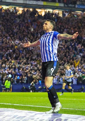 Sheffield Wednesday v Sunderland Sky Bet League 1 Lee Gregory of Sheffield Wednesday celebrates scoring the first goal during the Sky Bet League 1 Play-off Second Leg match at Hillsborough, Sheffield Content Not Available For UK Newspapers Copyright: xAndyxSumnerx FIL-16894-0034 UK Newspapers OUT