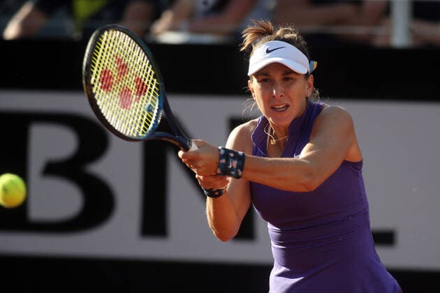 ROME, ITALY - MAY 09: Belinda Bencic of Switzerland plays a forehand against Elisabetta Cocciaretto of Italy during their single women round match in the Internazionali BNL D Italia at Foro Italico on May 09, 2022 in Rome, Italy.  Copyright: xMarcoxIacobuccix xipa-agency.netx xMarcoxIacobuccix 0