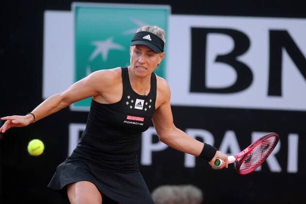 ROME, ITALY - MAY 09: Angelique Kerber of Deutschland plays a forehand against Gauff Coco of USA during their single women round match in the Internazionali BNL D Italia at Foro Italico on May 09, 2022 in Rome, Italy.  Copyright: xMarcoxIacobuccix xipa-agency.netx xMarcoxIacobuccix 0