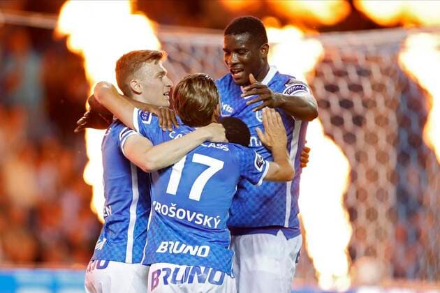 GENK, BELGIUM - MAY 10 : Onuachu Paul forward of KRC Genk - Cuesta Carlos defender of KRC Genk celebrates after scoring during the Jupiler Pro League Europe Play-Off 2 match between Krc Genk and Sporting Charleroi on May 10, 2022 in Genk, Belgium, 10 05 2022 ( Krc Genk v Sporting Charleroi - Jupiler Pro League Europe Play-Off PhotoNews Panoramic 