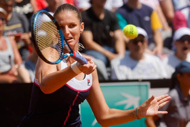 May 11, 2022, ROME, ITALY: Karolina Pliskova of the Czech Republic in action against Jil Teichmann of Switzerland, during their women™s singles second round match at the Italian Open tennis tournament in Rome, Italy, 11 May 2022..ANSA FABIO FRUSTACI ROME ITALY - ZUMAa110 20220511_zaf_a110_020 Copyright: xFabioxFrustacix