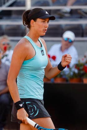 May 11, 2022, ROME, ITALY: Garbine Muguruza of Spain in action against Yulia Putintseva of Kazakhstan, during their women™s singles second round match at the Italian Open tennis tournament in Rome, Italy, 11 May 2022..ANSA FABIO FRUSTACI Italian Open tennis tournament  - ZUMAa110 20220511_zaf_a110_103 Copyright: xFabioxFrustacix