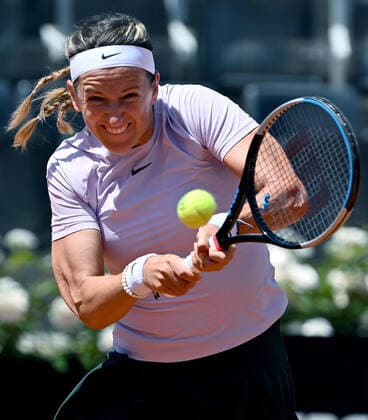 Sport Bilder des Tages May 12, 2022, ROME: Victoria Azarenka of Belarus in action against Iga Swiatek of Poland during their women s singles third round match at the Italian Open tennis tournament in Rome, Italy, 12 May 2022. ANSA ETTORE FERRARI Italian Open tennis tournament  - ZUMAa110 20220512_zaf_a110_026 Copyright: xEttorexFerrarix