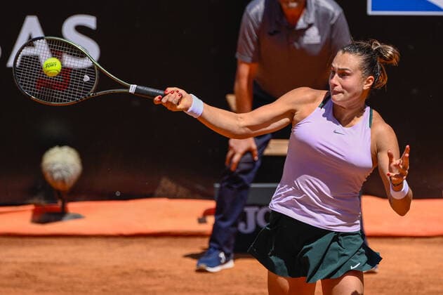 Mandatory Credit: Photo by Fabrizio Corradetti LiveMedia Shutterstock (12938540p) Arena Sabalenka (BLR) Tennis Internationals Internazionali BNL d Italia - Women s quarter-finals - Sabalenka vs Anisimova, Foro Italico, Rome, Italy - 13 May 2022 Tennis Internationals Internazionali BNL d Italia - Women s quarter-finals - Sabalenka vs Anisimova, Foro Italico, Rome, Italy - 13 May 2022  Copyright: xFabrizioxCorradetti LiveMedia Shutterstockx 12938540p