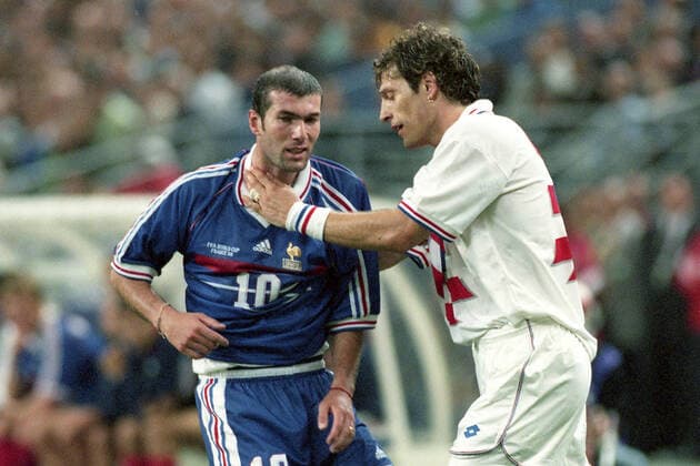 ZINEDINE ZIDANE, Francia, SLAVEN BILIC, Croazia, FIFA World Cup, WM, Weltmeisterschaft, Fussball France 1998, Semi Final, France vs Croatia 2-1, Saint-Denis CAMPIONATI MONDIALI FRANCIA 1998 - SEMI FINALE FRANCIA-CROAZIA 2