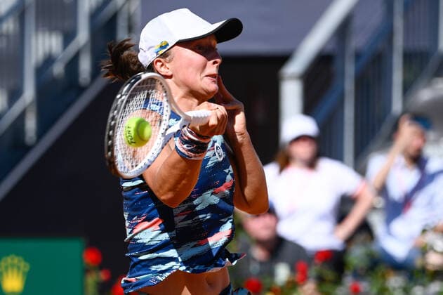 Internazionali BNL D Italia 2022 Iga Swiatek (POL) during the quarter finals against Bianca Andreescu (CAN) of the WTA, Tennis Damen Master 1000 Internazionali BNL D Italia tournament at Foro Italico on May 13, 2022 Rome Italy  Copyright: xFabrizioxCorradettix originalFilename:livemedia-internaz220513_npMkR.jpg