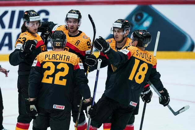 HELSINKI, FINLAND - MAY 13: Moritz Seider of Germany (R) celebrates his goal with Matthias Plachta of Germany, Marcel Noebels of Germany, Leonhard Pfoderl of Germany, Tim Stutzle of Germany during the 2022 IIHF Ice hockey, Eishockey World Championship, WM, Weltmeisterschaft match between Germany and Canada at Helsinki Ice Hall on May 13, 2022 in Helsinki, Finland. Helsinki Helsinki Ice Hall Uusimaa Finland Copyright: xJustPictures.ch JarixPestelaccix