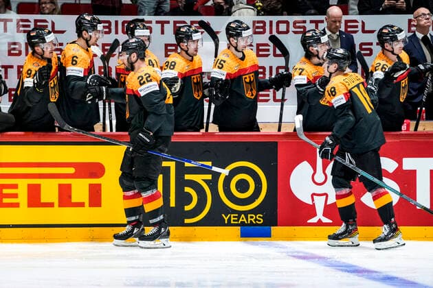 HELSINKI, FINLAND - MAY 13: Matthias Plachta of Germany (L) celebrates his goal with the bench during the 2022 IIHF Ice hockey, Eishockey World Championship, WM, Weltmeisterschaft match between Germany and Canada at Helsinki Ice Hall on May 13, 2022 in Helsinki, Finland. Helsinki Helsinki Ice Hall Uusimaa Finland Copyright: xJustPictures.ch JarixPestelaccix