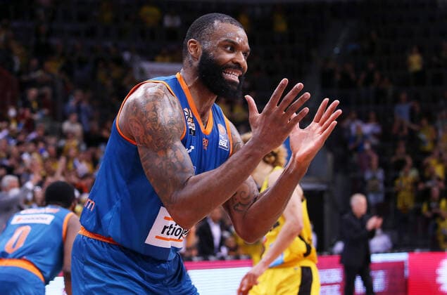 Sport Themen der Woche KW19 Sport Bilder des Tages BAU 14.05.2022 Ludwigsburg Basketball MHP Riesen Ludwigsburg vs. ratiopharm Ulm, Justin Simon (Ulm) enttäuscht *** BAU 14 05 2022 Ludwigsburg basketball MHP Riesen Ludwigsburg vs ratiopharm Ulm, Justin Simon Ulm disappointed