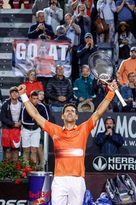 Sport Bilder des Tages May 14, 2022, ROME, ITALY: Novak Djokovic of Serbia celebrates after winning his men s singles semifinal match against Casper Ruud of Norway at the Italian Open tennis tournament in Rome, Italy, 14 May 2022. Italian Open tennis tournament  - ZUMAa110 20220514_zaf_a110_160 Copyright: xFabioxFrustacix
