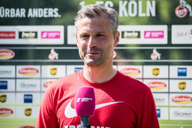 FLYERALARM. Frauen Fussball Bundesliga, 1. FC Koeln - SC Freiburg; 15.05.2022 Daniel Kraus (Trainer SC Freiburg) im Magenta Interview FLYERALARM Frauen Fussball Bundesliga, 1. FC Koeln - SC Freiburg, Koeln, Geissbockheim DFB REGULATIONS PROHIBIT ANY USE OF PHOTOGRAPHS AS IMAGE SEQUENCES AND OR QUASI-VIDEO. Copyright: xBEAUTIFULxSPORTS Wunderlx