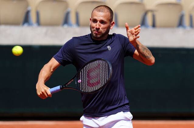 Mandatory Credit: Photo by Javier Garcia Shutterstock (12942464ca) A relaxed Daniel Evans practices French Open Tennis, Tuesday Previews, Roland Garros, Paris, France - 17 May 2022 French Open Tennis, Tuesday Previews, Roland Garros, Paris, France - 17 May 2022  Copyright: xJavierxGarcia Shutterstockx 12942464ca