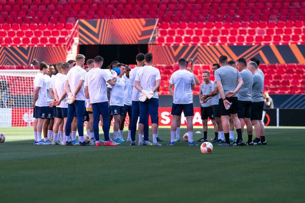 SOCCER - UEFA EL, Frankfurt vs Glasgow SEVILLA,SPAIN,17.MAY.22 - SOCCER - UEFA Europa League, final, Eintracht Frankfurt vs Glasgow Rangers, preview, training Glasgow. Image shows the team of Glasgow.  GEPAxpictures xJohannesxFriedl