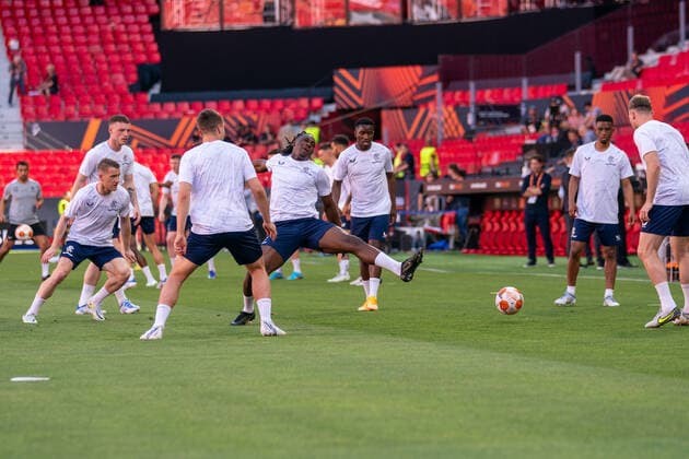 SOCCER - UEFA EL, Frankfurt vs Glasgow SEVILLA,SPAIN,17.MAY.22 - SOCCER - UEFA Europa League, final, Eintracht Frankfurt vs Glasgow Rangers, preview, training Glasgow. Image shows the team of Glasgow.  GEPAxpictures xJohannesxFriedl