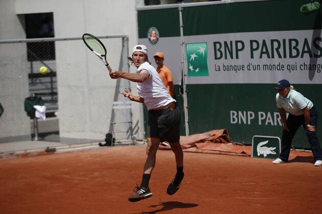 17.05.2022, Tennis, French Open 2022 Roland-Garros, FRA, Paris, Roland Garros Bild: v. li. Cedrik-Marcel Stebe (GER) Copyright: HMBxMedia AntonioxBorga