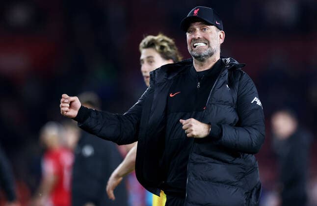 Sport Themen der Woche KW20 Sport Bilder des Tages Mandatory Credit: Photo by James Marsh Shutterstock (12942030bf) Liverpool Manager Jurgen Klopp celebrates. Southampton v Liverpool, Premier League, Football, St Mary s Stadium, Southampton, UK - 17 May 2022 EDITORIAL USE ONLY No use with unauthorised audio, video, data, fixture lists, club league logos or live services. Online in-match use limited to 120 images, no video emulation. No use in betting, games or single club league player publications. Southampton v Liverpool, Premier League, Football, St Mary s Stadium, Southampton, UK - 17 May 2022 EDITORIAL USE ONLY No use with unauthorised audio, video, data, fixture lists, club league logos or live services. Online in-match use limited to 120 images, no video emulation. No use in betting, games or single club league player publications.  Copyright: xJamesxMarsh Shutterstockx 12942030bf