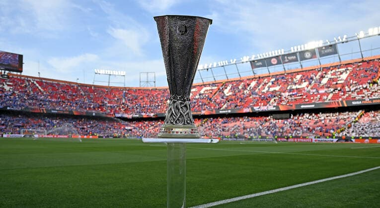 18.05.2022, xjhx, Fussball UEFA Europa League Finale 2022, Eintracht Frankfurt - Glasgow Rangers emspor, v.l. Der Europa Europa League Pokal (DFL DFB REGULATIONS PROHIBIT ANY USE OF PHOTOGRAPHS as IMAGE SEQUENCES and or QUASI-VIDEO) Sevilla