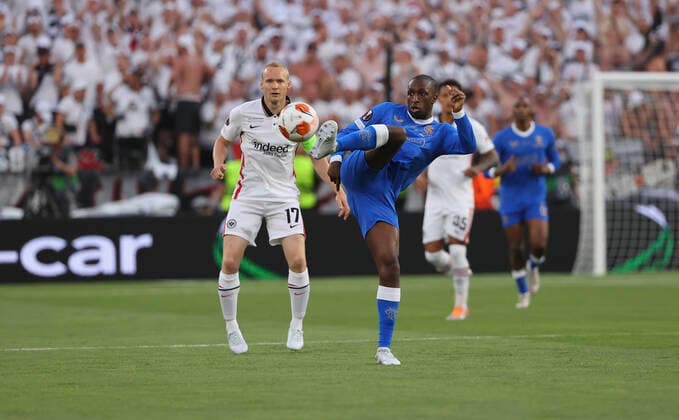 18.05.2022, Fussball UEFA Europa League Finale in Sevilla, Eintracht Frankfurt - Glasgow Rangers FC, emonline, emspor, v.l., Sebastian Rode (Eintracht Frankfurt), Glen Kamara (Glasgow Rangers FC) DFL DFB REGULATIONS PROHIBIT ANY USE OF PHOTOGRAPHS AS IMAGE SEQUENCES AND OR QUASI-VIDEO. xdcx Copyright: HMBxMedia