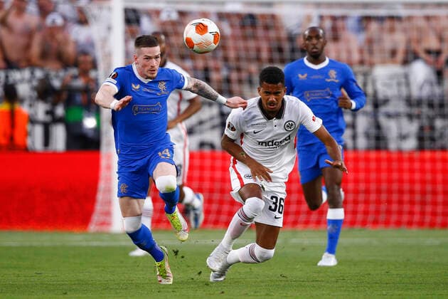 Eintracht Frankfurt v Rangers UEFA Europa League Ryan Kent of Rangers and Ansgar Knauff of Eintracht Frankfurt in action during the UEFA Europa League Final between Eintracht Frankfurt and Rangers at Ramon Sanchez Pizjuan Stadium, Seville Content Not Available For UK Newspapers Copyright: xPaulxChestertonx FIL-16924-0055 UK Newspapers OUT