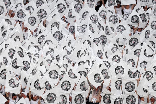 May 18, 2022, Seville, Spain: Seville, Spain, Estadio Ramon Sanchez-Pizjuan, May 18, 2022, Eintracht Frankfurt fans show their support during UEFA Europa League 2022 Final - Eintracht vs Rangers - football Europa League match. football Europa League match - UEFA Europa League 2022 Final - Eintracht vs Rangers, Seville, Spain - ZUMAl164 20220518_zsa_l164_086 Copyright: xFrancescoxScaccianocex