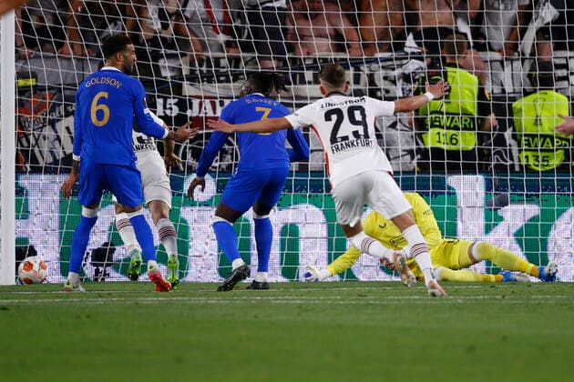 Eintracht Frankfurt v Rangers UEFA Europa League Rafael Santos Borre of Eintracht Frankfurt scores his sides 1st goal during the UEFA Europa League Final between Eintracht Frankfurt and Rangers at Ramon Sanchez Pizjuan Stadium, Seville Content Not Available For UK Newspapers Copyright: xPaulxChestertonx FIL-16924-0108 UK Newspapers OUT
