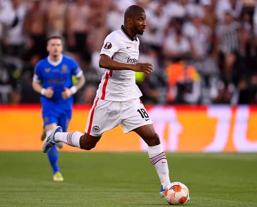 18.05.2022, Fussball Europa League 2021 2022, Finale, Eintracht Frankfurt - Glasgow Rangers, in Sevilla (Spanien). Almamy Tuore (Eintracht Frankfurt) am Ball