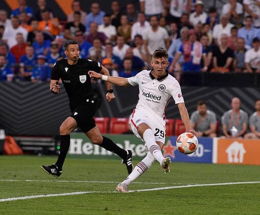 18.05.2022, Fussball Europa League 2021 2022, Finale, Eintracht Frankfurt - Glasgow Rangers, in Sevilla (Spanien). Jesper Lindström (Eintracht Frankfurt) Schuss