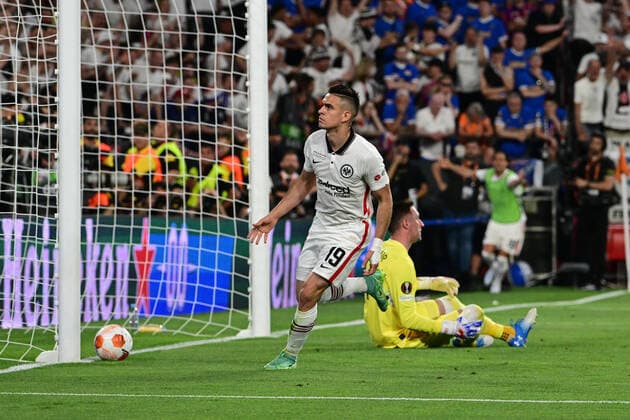 Tor zum 1:1 durch Rafael Borre 19 (Eintracht Frankfurt), Eintracht Frankfurt vs. Glasgow Rangers, Europa League, Finale, 18.05.2022