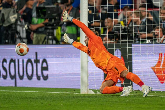 SOCCER - UEFA EL, Frankfurt vs Glasgow SEVILLA,SPAIN,18.MAY.22 - SOCCER - UEFA Europa League, final, Eintracht Frankfurt vs Glasgow Rangers. Image shows Kevin Trapp (Frankfurt).  GEPAxpictures xJohannesxFriedl