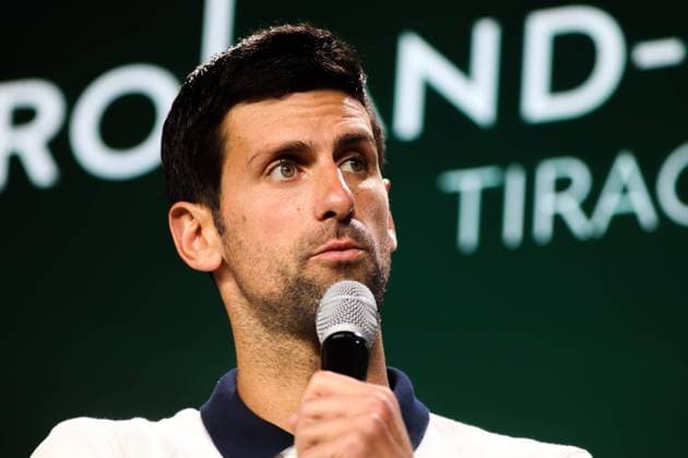 Roland Garros Draw Novak Djokovic during the Roland Garros draw for the 2022 finals with the presence of Gilles Moretton the president of the French Tennis Federation, AmÃ lie MAURESMO the director of the tournament, Quentin Fillon Maillet the Olympic champion and Barbora Krejcikova the winner of the last version of the tournament. Paris France  Copyright: xIbrahimxEzzatx originalFilename:ezzat-notitle220519_np8Yd.jpg