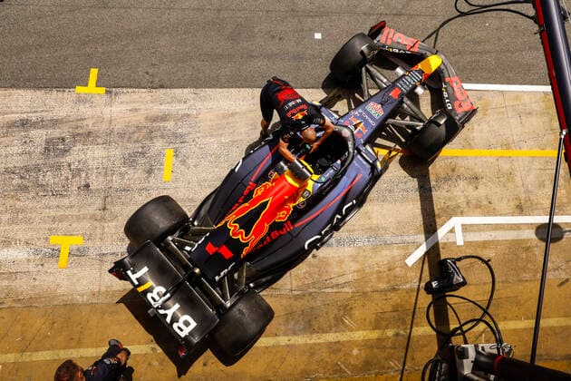 Oracle Red Bull Racing team, F1 Grand Prix of Spain at Circuit de Barcelona-Catalunya on May 20, 2022 in Barcelona, Spain. (Photo by HOCH ZWEI) Barcelona Spain