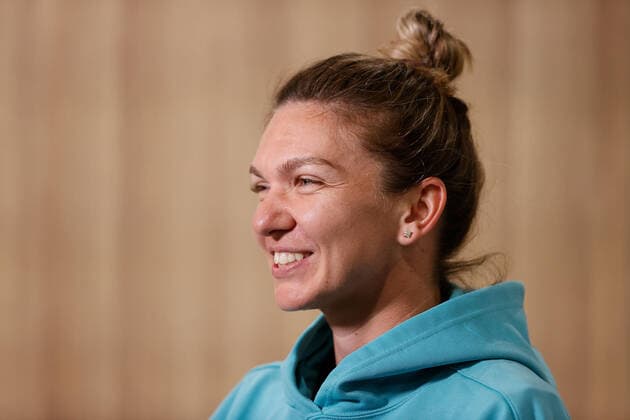 20.05.2022, Tennis, French Open 2022 Roland-Garros, FRA, Paris, Roland Garros, Pressekonferenz Bild: v. li. Simona Halep (RUM) Copyright: HMBxMedia AntonioxBorga