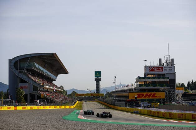 44 HAMILTON Lewis (gbr), Mercedes AMG F1 Team W13, action during the Formula 1 Pirelli Grand Premio de Espana 2022, 6th round of the 2022 FIA Formula One World Championship, WM, Weltmeisterschaft on the Circuit de Barcelona-Catalunya, from May 20 to 22, 2022 in Montmelo, Spain - F1 - SPANISH GRAND PRIX 2022 DPPI Panoramic  00122015__B3_8314.JPG_