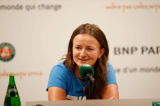 20.05.2022, Tennis, French Open 2022 Roland-Garros, FRA, Paris, Roland Garros, Pressekonferenz Bild: v. li. Barbora Krejcikova (CZE) Copyright: HMBxMedia AntonioxBorga