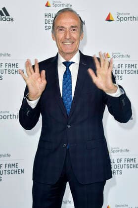 Eberhard Gienger bei der Verleihung der Goldenen Sportpyramide 2022 in der Hauptstadtrepräsentanz der Deutschen Telekom AG. Berlin, 20.05.2022