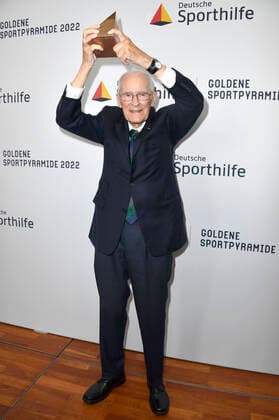 Hans Wilhelm Gäb bei der Verleihung der Goldenen Sportpyramide 2022 in der Hauptstadtrepräsentanz der Deutschen Telekom AG. Berlin, 20.05.2022