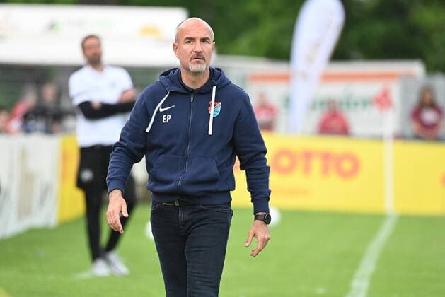 27.04.2022 xkx Gießen, Waldstadion Hessenpokal Finale Saison 2021 2022 TSV Steinbach - Kickers Offenbach (OFC) Trainer Ersan Parlatan (TSV Steinbach Haiger)